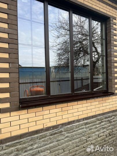 Окно металлопластиковое, ламинация темный дуб