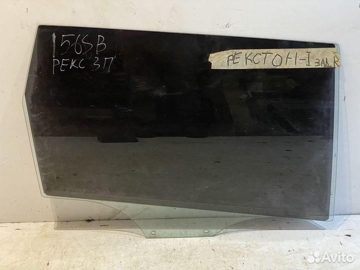 SsangYoung Rexton 2 Заднее правое стекло