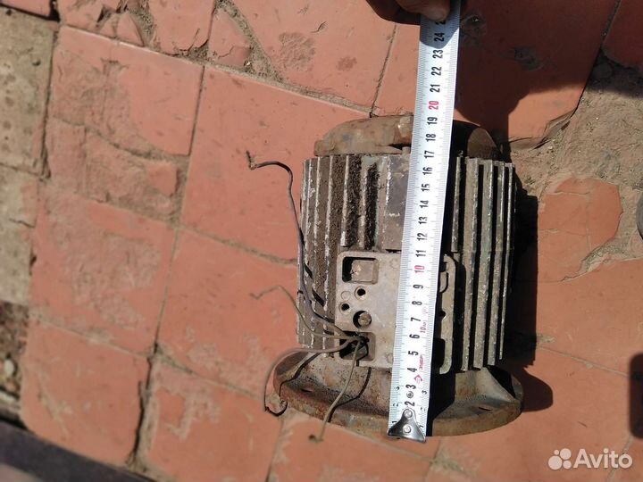 Электродвигатель 220в