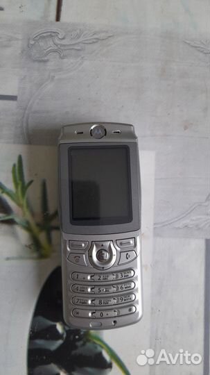 Motorola E365