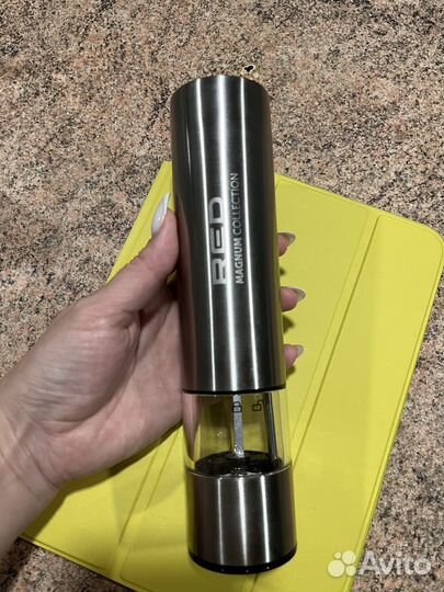 Перечница электрическая (мельница)