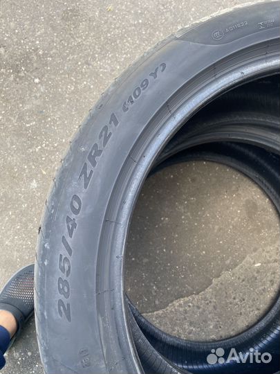 Pirelli P Zero 285/40 R21 и 315/35 R21 109Y