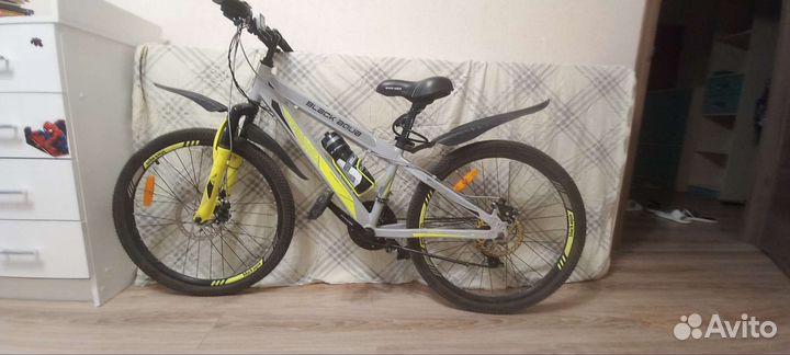 Велосипед горный Black Aqua