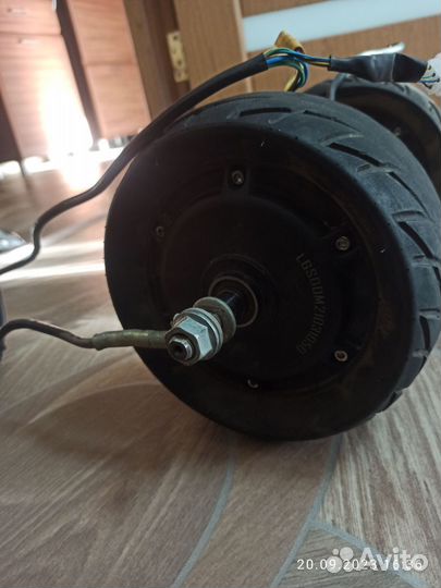 Моторколесо на электросамокат кугоо х8