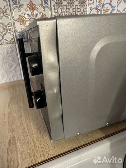 Микроволновая печь Hotpoint ariston