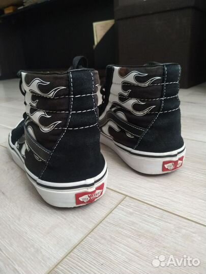 Кеды vans высокие