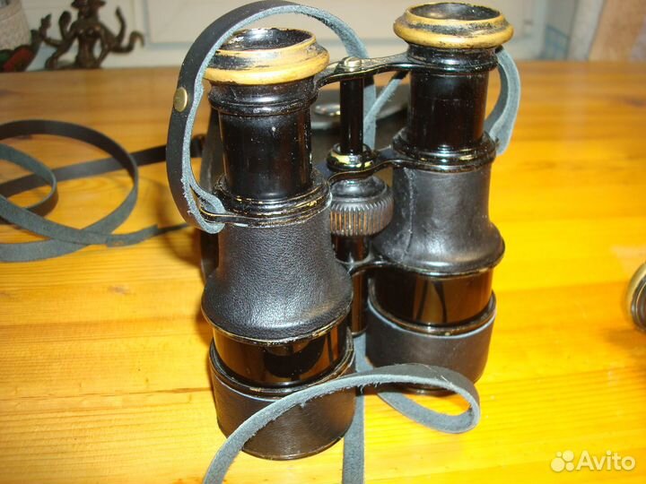 Бинокль старинный