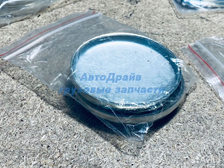 Ремонтный комплект шкворня поворотного кулака Ман