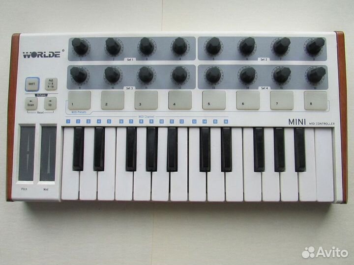 Миди клавиатура worlde mini