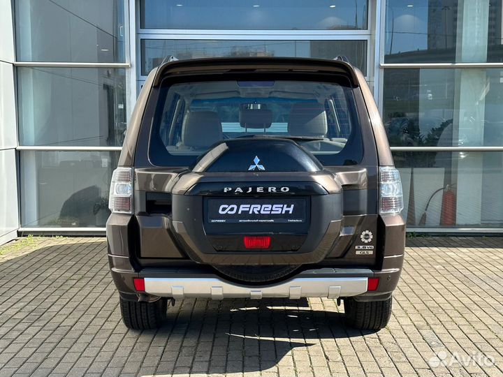 Mitsubishi Pajero 3.8 AT, 2017, 77 954 км