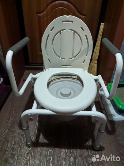 Санитарный стул туалет