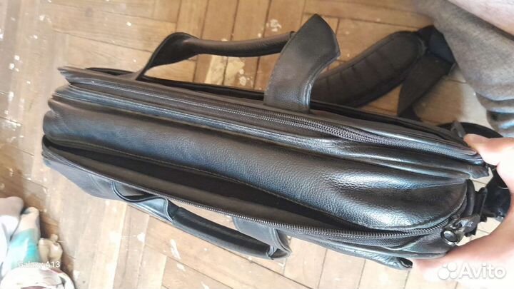 Сумка для ноутбука натуральная кожа. Оригинальный