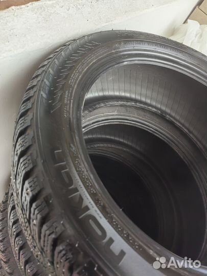 Nokian Tyres Hakkapeliitta 8 205/50 R17 93T