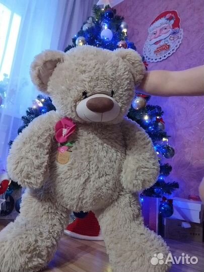 Плюшевый медведь