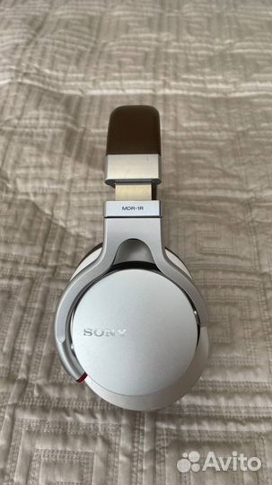 Наушники sony mdr-1r