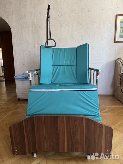 Медицинская кровать для лежачих больных