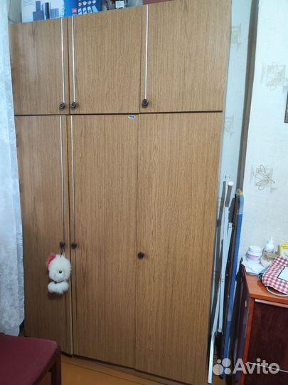 Сервант и 2 шифоньера (шкафы для одежды)