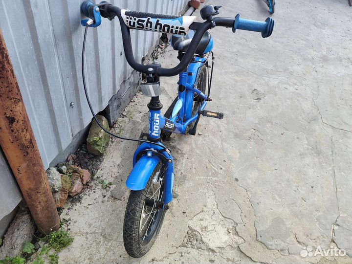 Детский велосипед 16