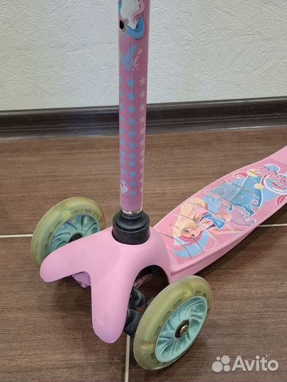 Самокат детский трехколесный