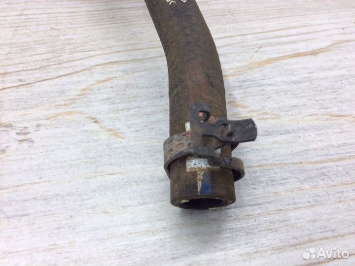 Патрубок радиатора Renault Duster пробег 47.000км