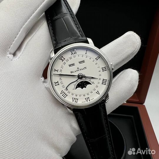 Часы Blancpain Villeret Quantième Complet