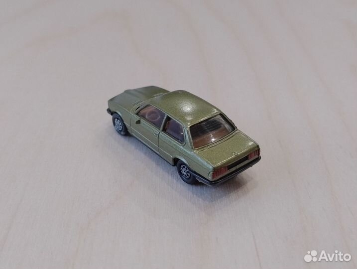 BMW 3er E21 (1975-1983) 323i зелёный