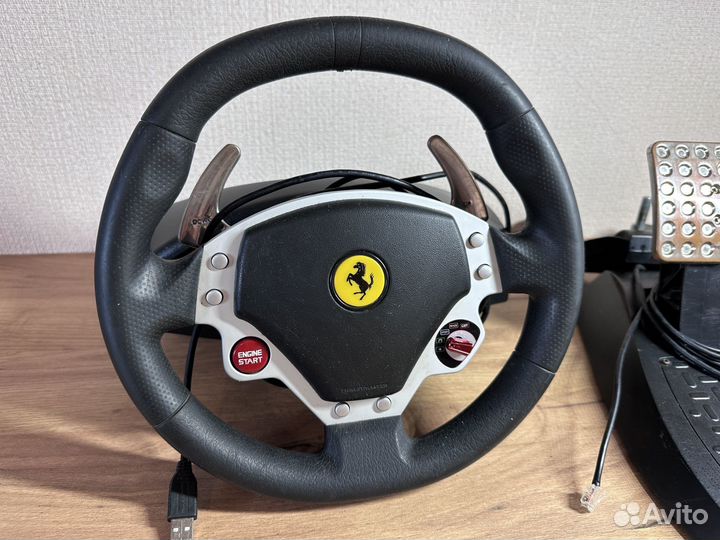 Игровой руль с педалями Thrustmaster Ferrary F430