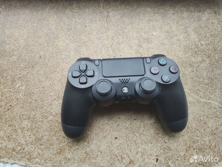 Геймпад ps4