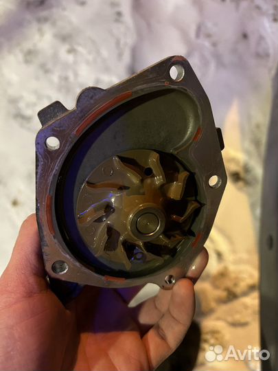 Помпа duster/terrano