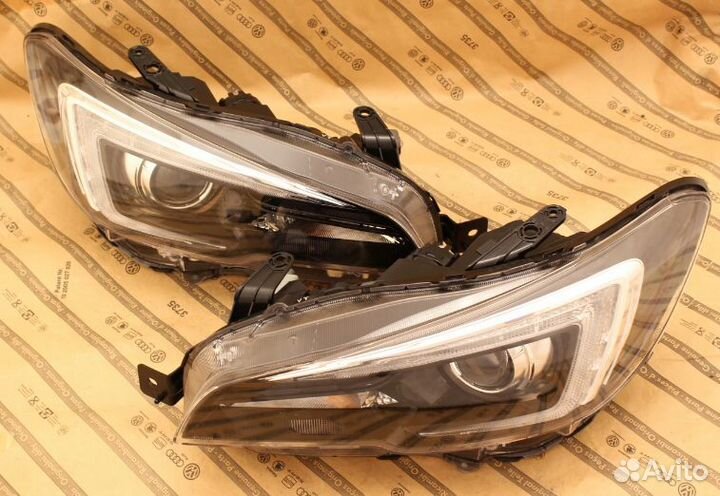 Subaru impreza levorg 14-17 фары full LED чёрные