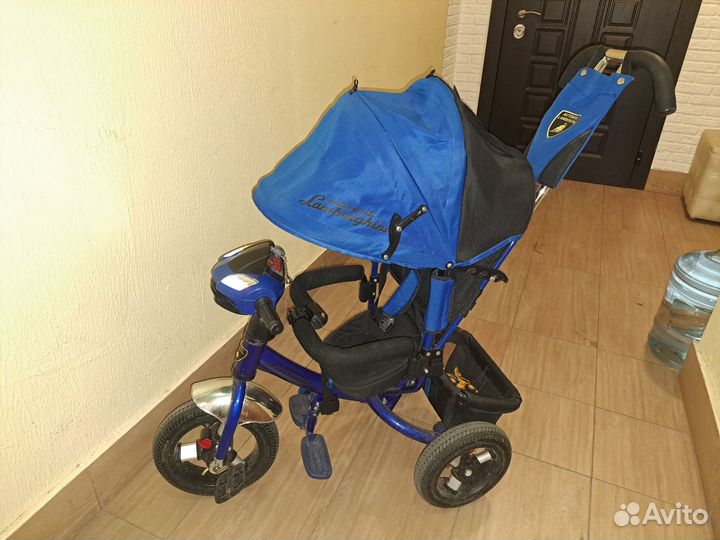 Велосипед-коляска 3хколёсный с ручкой Lamborghini