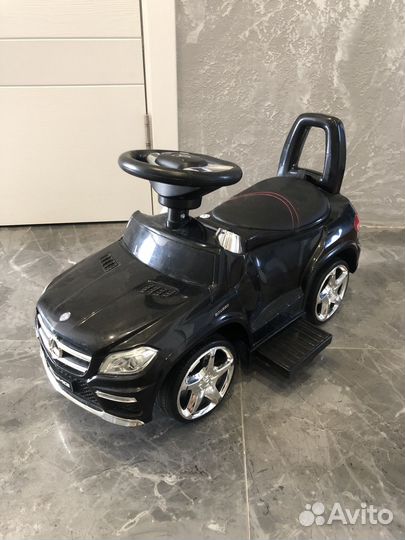 Машинка толокар