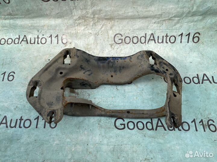 Bmw x5 e70 кронштейн АКПП 4.8i