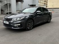 Kia Optima 2.4 AT, 2019, 88 000 км, с пробегом, цена 2 700 000 руб.