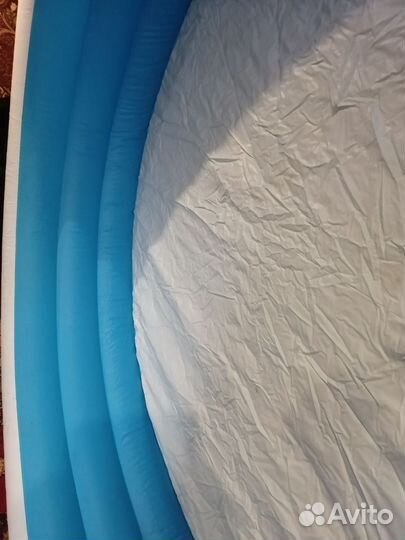 Надувной бассейн