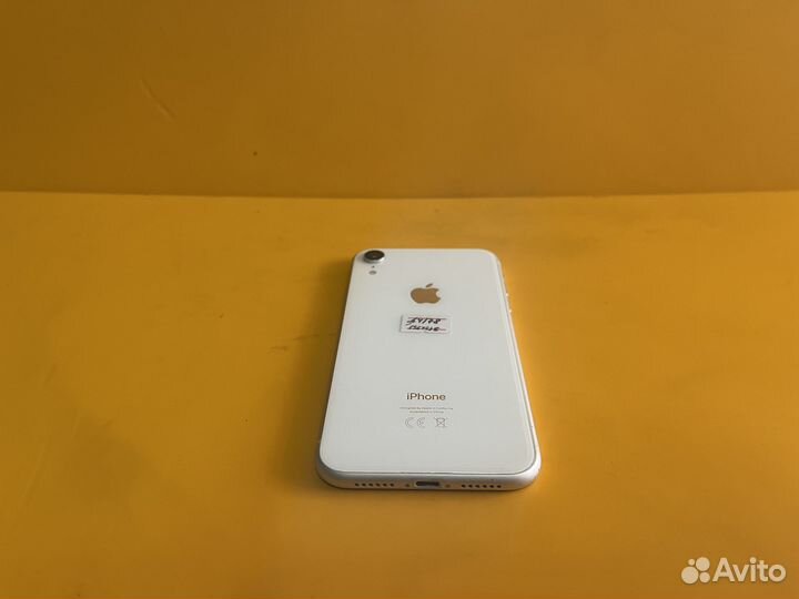 iPhone Xr, 64 ГБ