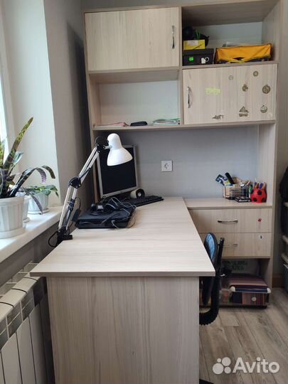 Угловой письменный стол бу