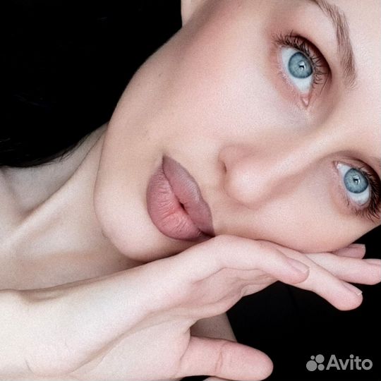 Модель в шоурум