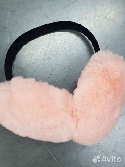 Меховые наушники