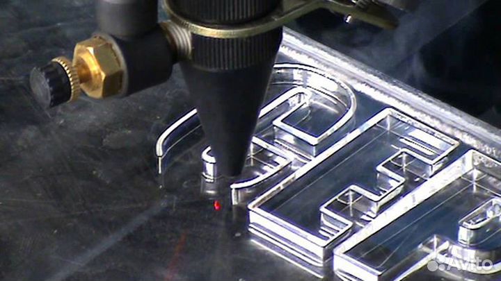 Лазерная резка акрил, оргстекло,пластик, металл