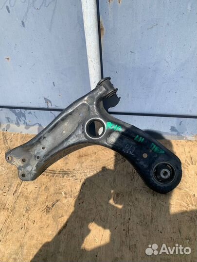 Рычаг передний левый Volkswagen Polo 5