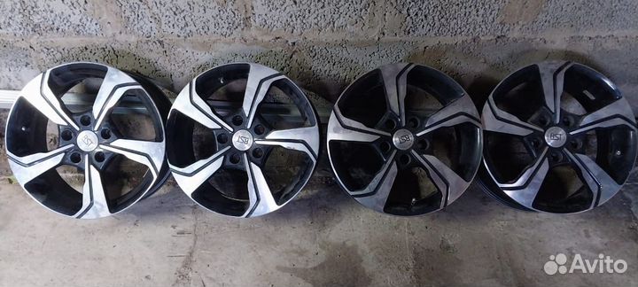 Литые диски r16 5x114 3 бу