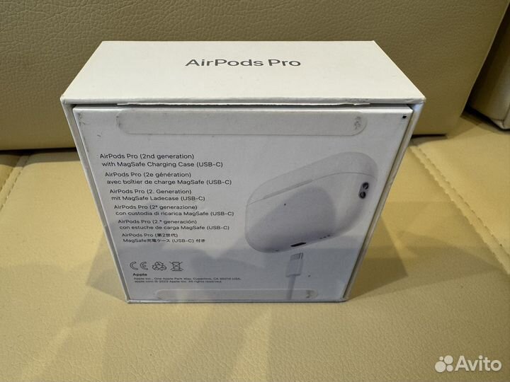 Коробка от наушников Apple AirPods Pro