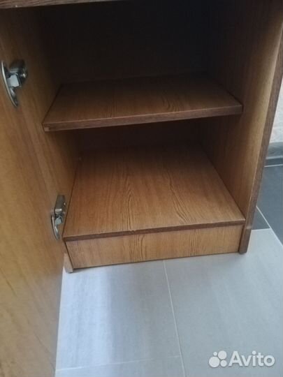 Тумба прикроватная