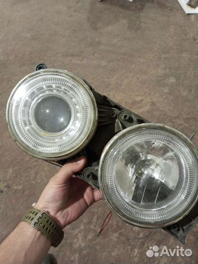 Фара на бмв 34