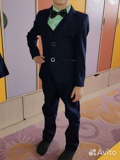 Костюм тройка на выпускной, школьный. 116-120