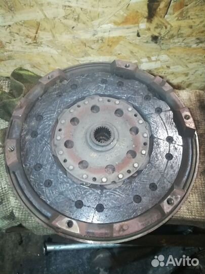 Двухмассовый маховик Hyundai Sonata 5 (NF)