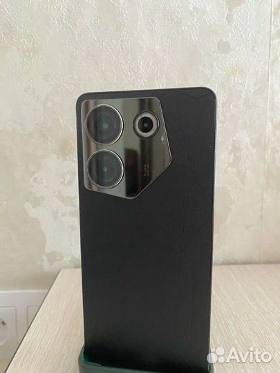TECNO Camon 20 Pro 5G, 8/256 ГБ