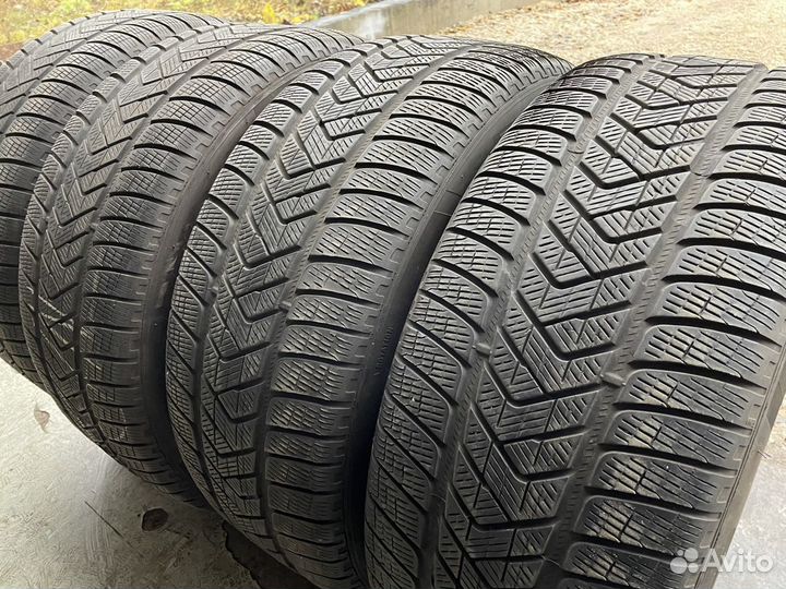 Pirelli Scorpion Winter 265/50 R20