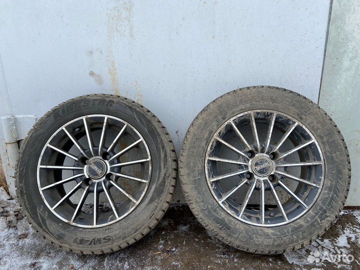 Goodyear UltraGrip 400 175/65 R14
